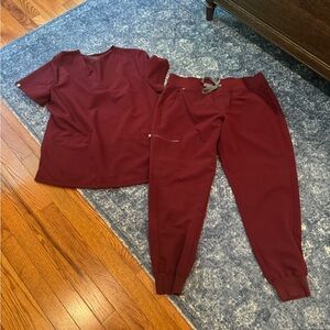 Figs Women's Maroon Jogger Pants